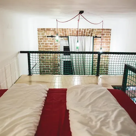 Boutique Possonium *